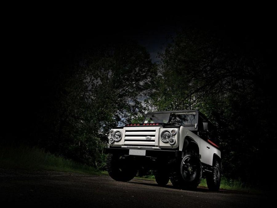  Land Rover Defender 90 by Aznom 2010 года  (фото 14 из 43)
